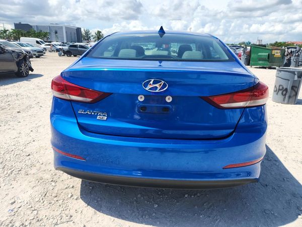 2017 HYUNDAI ELANTRA SE Base — DIRR