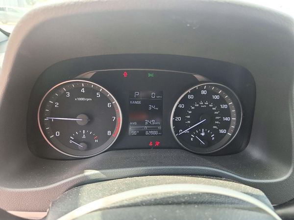 2017 HYUNDAI ELANTRA SE Base — ODOM