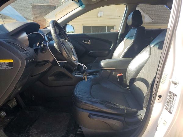 2013 HYUNDAI TUCSON — DENT