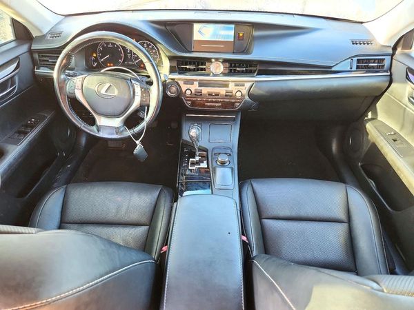2015 LEXUS ES 350 — CKPT