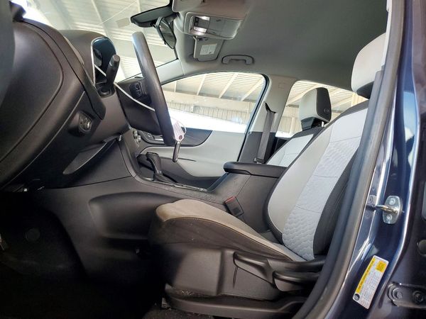 2018 CHEVROLET EQUINOX LS — DENT