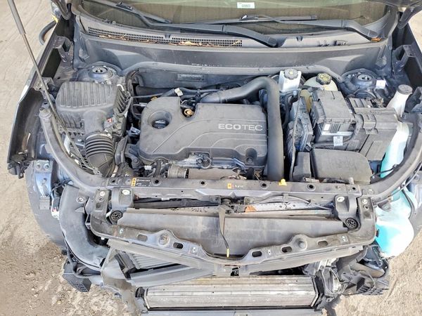 2018 CHEVROLET EQUINOX LS — Engine bay