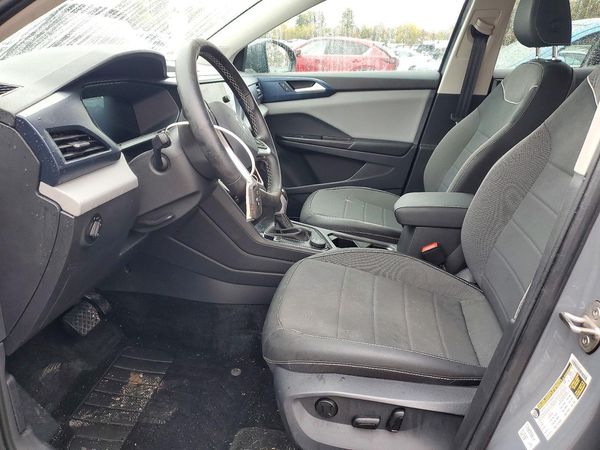2023 VOLKSWAGEN TAOS 4Motion SE — DENT