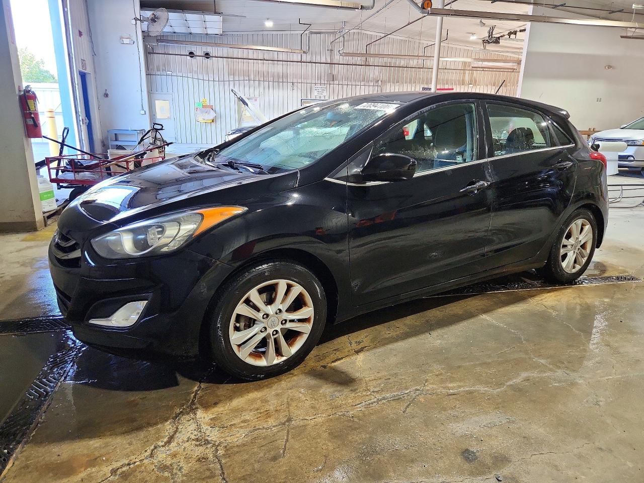 2014 HYUNDAI ELANTRA STD, Style, Tech — Front 3/4