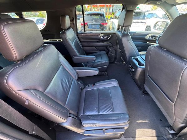 2022 CHEVROLET SUBURBAN LT