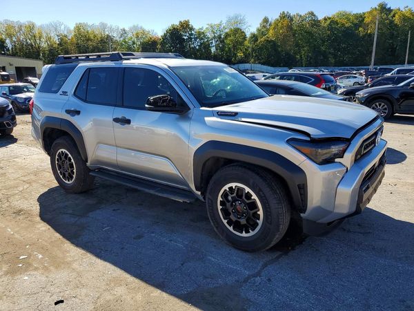 2025 TOYOTA 4RUNNER — Passenger 3/4