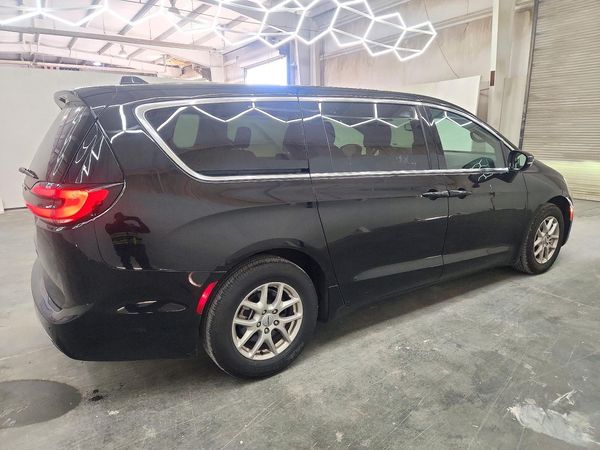 2025 CHRYSLER PACIFICA Select — PSRA