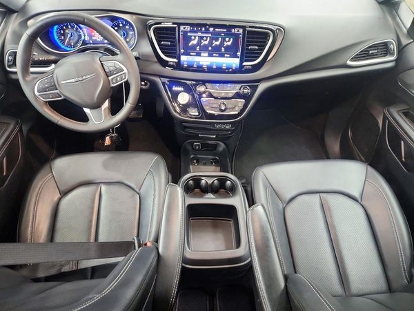 2025 CHRYSLER PACIFICA Select — CKPT