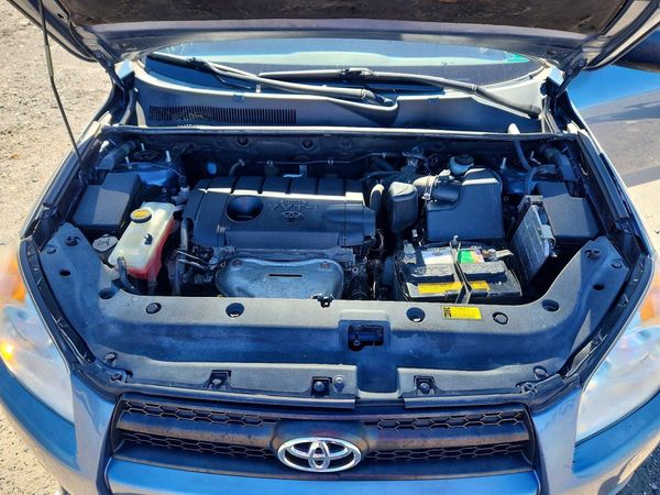 2012 TOYOTA RAV4 Standard — Engine bay