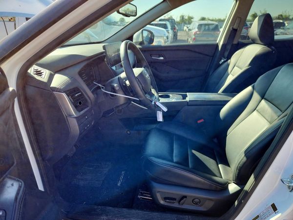 2026 NISSAN ROGUE SL — DENT