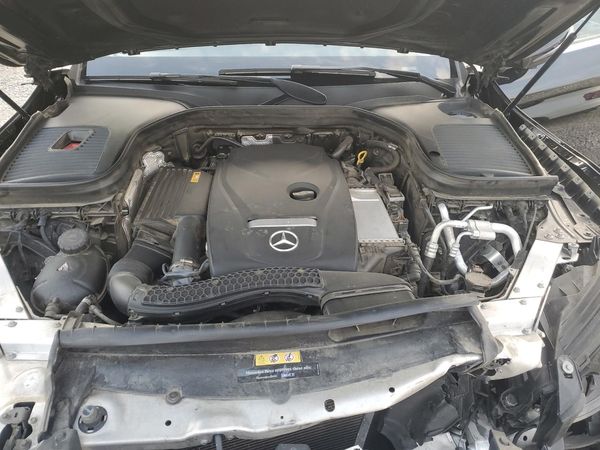 2019 MERCEDES-BENZ GLC 300 4MATIC GLC 300-4M
