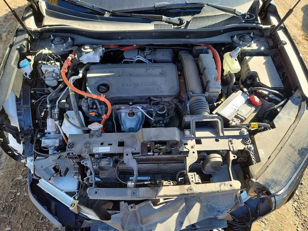 2025 HONDA CRV EX-L — Engine bay