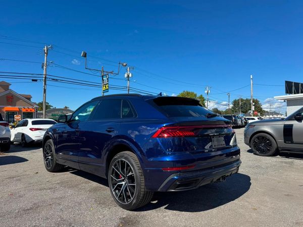 2021 AUDI Q8 S Line quattro Prestige