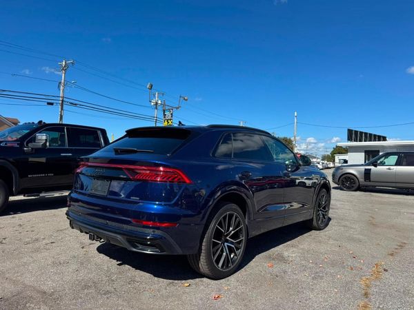 2021 AUDI Q8 S Line quattro Prestige