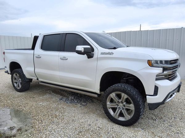 2020 CHEVROLET SILVERADO High Country — Passenger 3/4