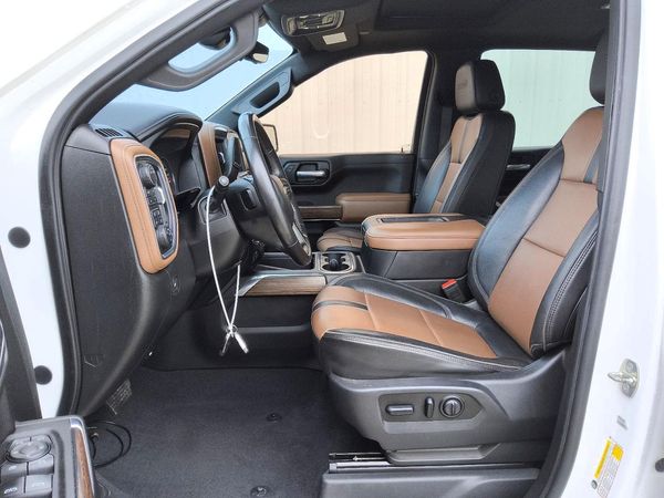 2020 CHEVROLET SILVERADO High Country — DENT