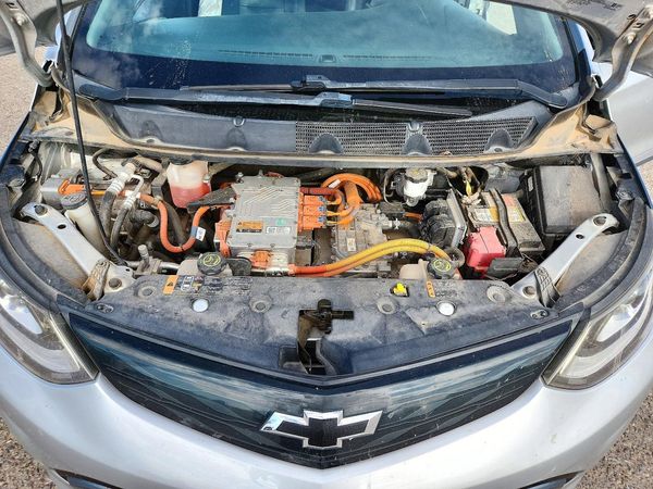 2017 CHEVROLET BOLT Premier — Engine bay