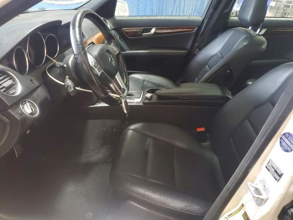 2012 MERCEDES-BENZ C