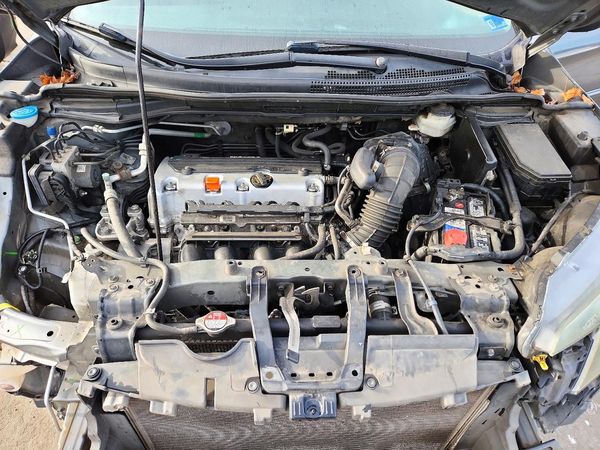 2013 HONDA CRV EX-L — Engine bay