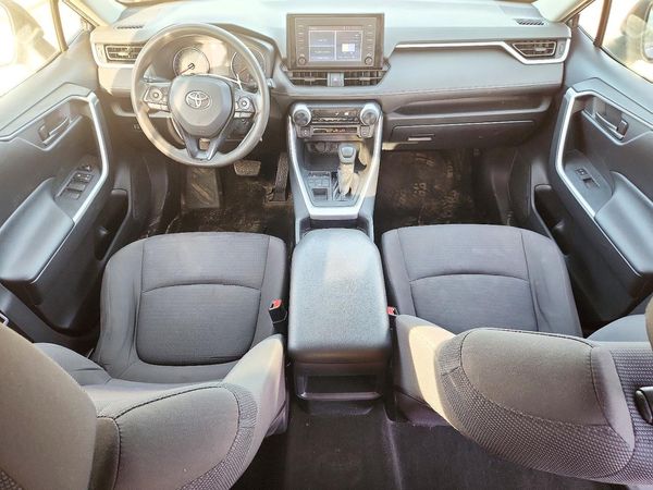 2019 TOYOTA RAV4 LE — CKPT