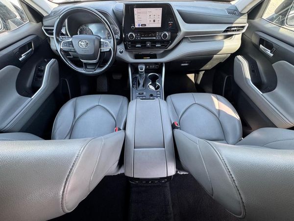 2024 TOYOTA HIGHLANDER