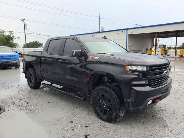 2022 CHEVROLET SILVERADO Trail Boss - LT — Passenger 3/4