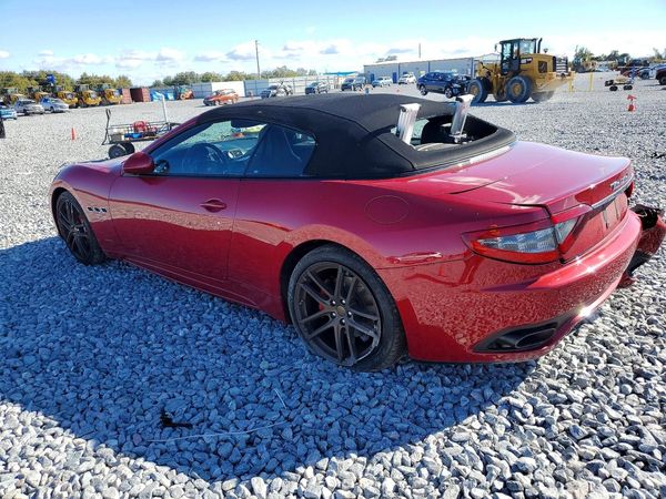 2016 MASERATI GRANTURISMO