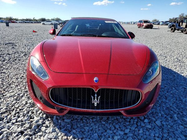 2016 MASERATI GRANTURISMO