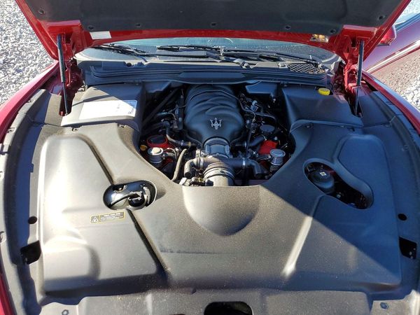 2016 MASERATI GRANTURISMO
