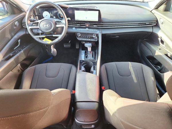 2025 HYUNDAI ELANTRA SEL Convenience — CKPT