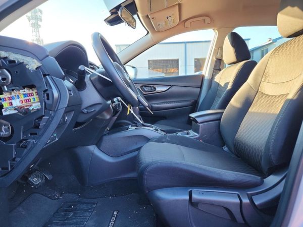 2019 NISSAN ROGUE — DENT