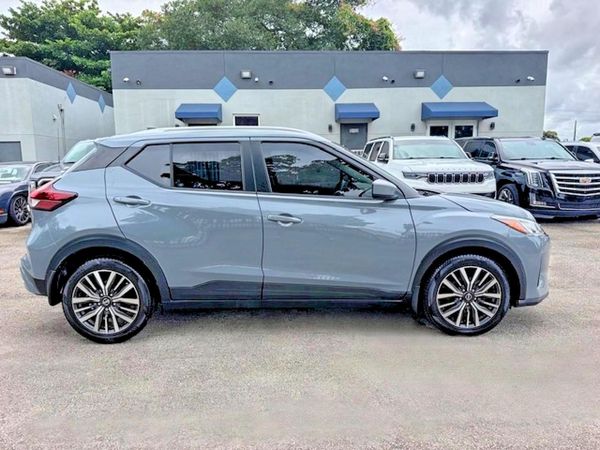 2021 NISSAN KICKS SV