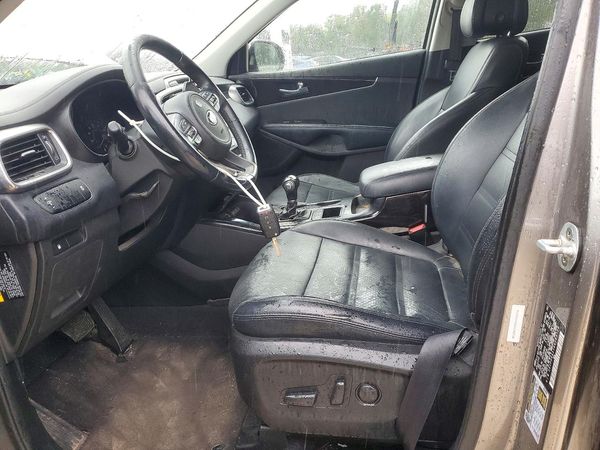 2016 KIA SORENTO EX — DENT