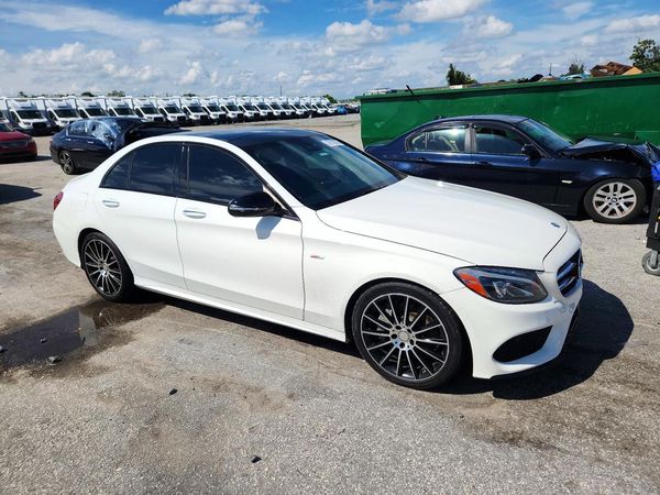 2017 MERCEDES-BENZ C C300 — Passenger 3/4