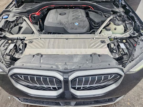 2026 BMW X3 30 xDrive — Engine bay