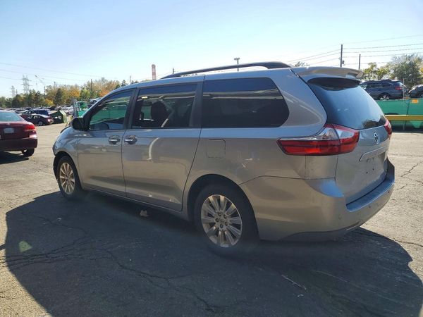 2015 TOYOTA SIENNA — DSRA