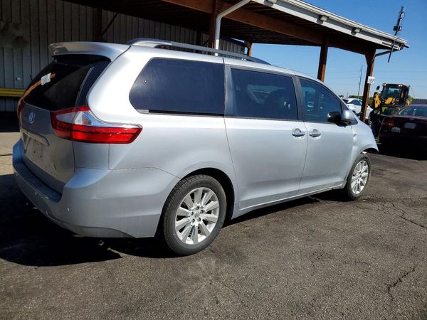 2015 TOYOTA SIENNA — PSRA