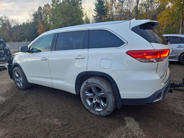 2017 TOYOTA HIGHLANDER Ltd/Ltd Platinum — DSRA