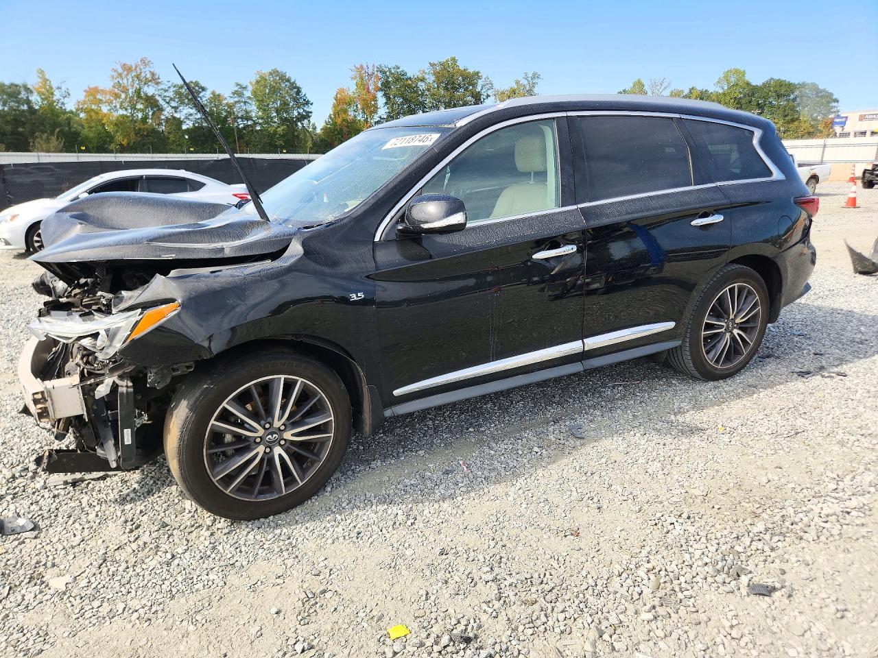 2019 INFINITI QX60 — Front 3/4