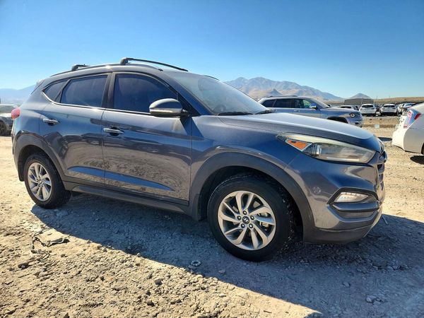 2016 HYUNDAI TUCSON — Passenger 3/4