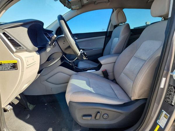 2016 HYUNDAI TUCSON — DENT