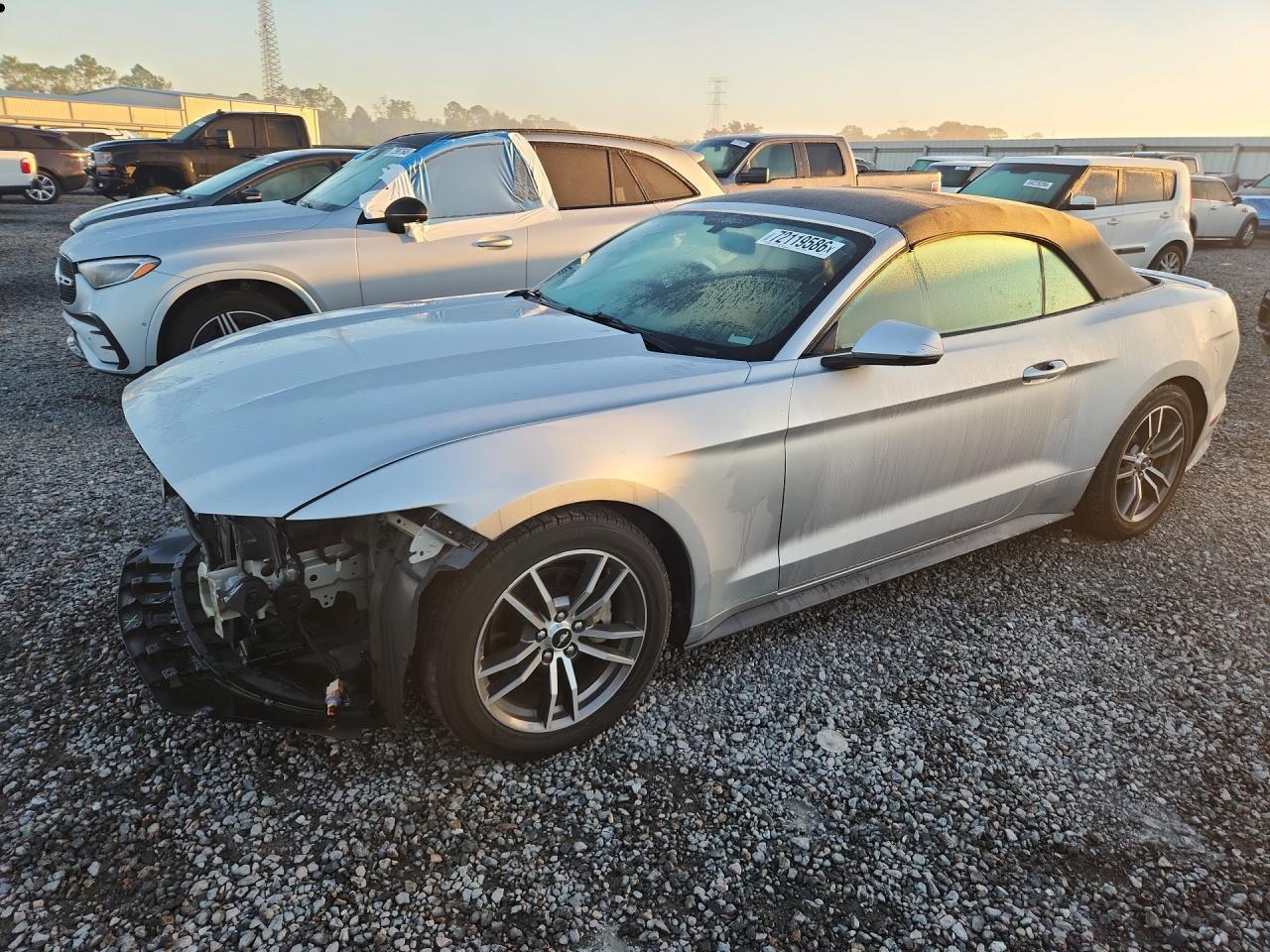 2017 FORD MUSTANG I4 Convertible — Front 3/4