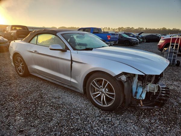 2017 FORD MUSTANG I4 Convertible — Passenger 3/4