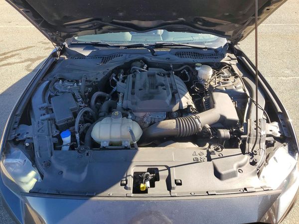 2020 FORD MUSTANG I4 Coupe — Engine bay