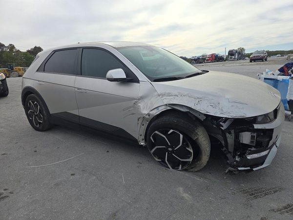 2024 HYUNDAI IONIQ SEL — Passenger 3/4