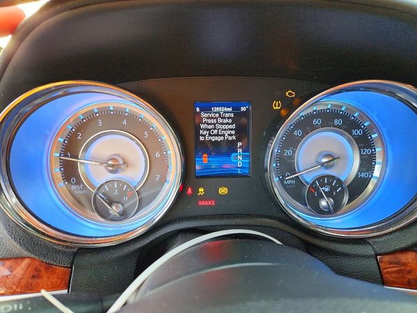 2014 CHRYSLER 300 — ODOM