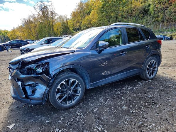 2016 MAZDA CX-5 Grand Touring/GT — Front 3/4