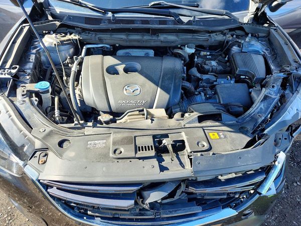 2016 MAZDA CX-5 Grand Touring/GT — Engine bay