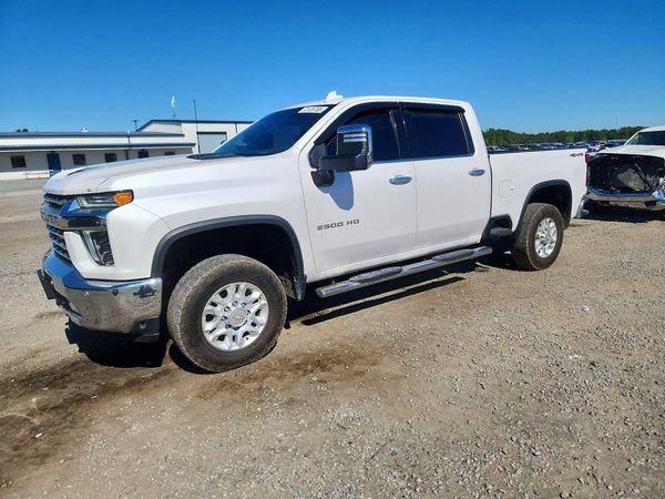 2022 CHEVROLET SILVERADO LTZ — Front 3/4
