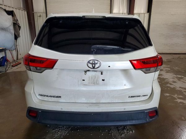 2017 TOYOTA HIGHLANDER Ltd/Ltd Platinum — DIRR